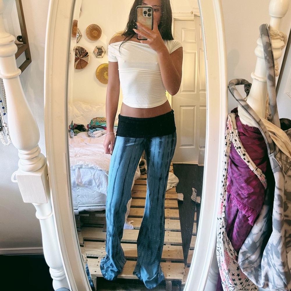 flare leggings